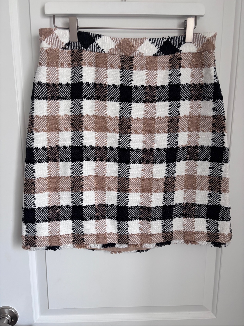 Ann Taylor Plaid Boucle Fringe Skirt - Size 8